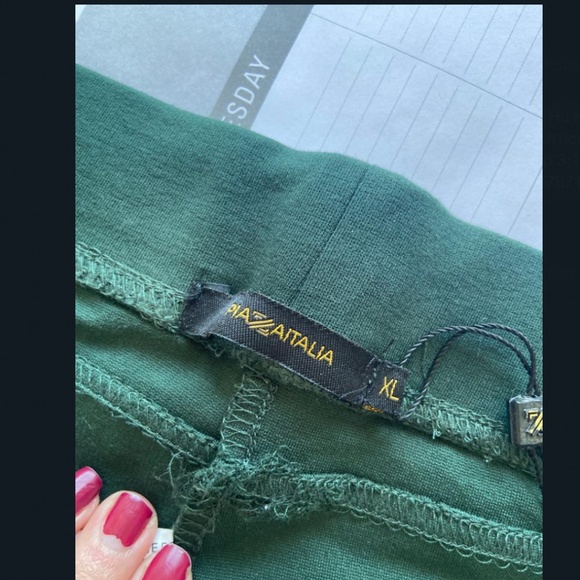 NEW two pants! never been worn! Piazza italia - Picture 3 of 4